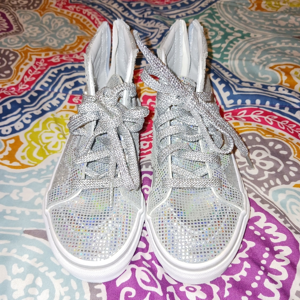 Vans Girls size 13 Sk8 shoe